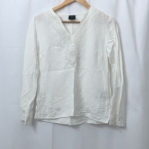 Women’s Tribal White Long Sleeve V-Neck Blouse Size 4 EUC